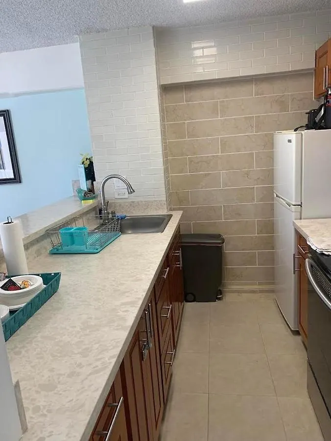 Ocean And Mountain View Condo - Free Reserved Parking Honolulu ABD