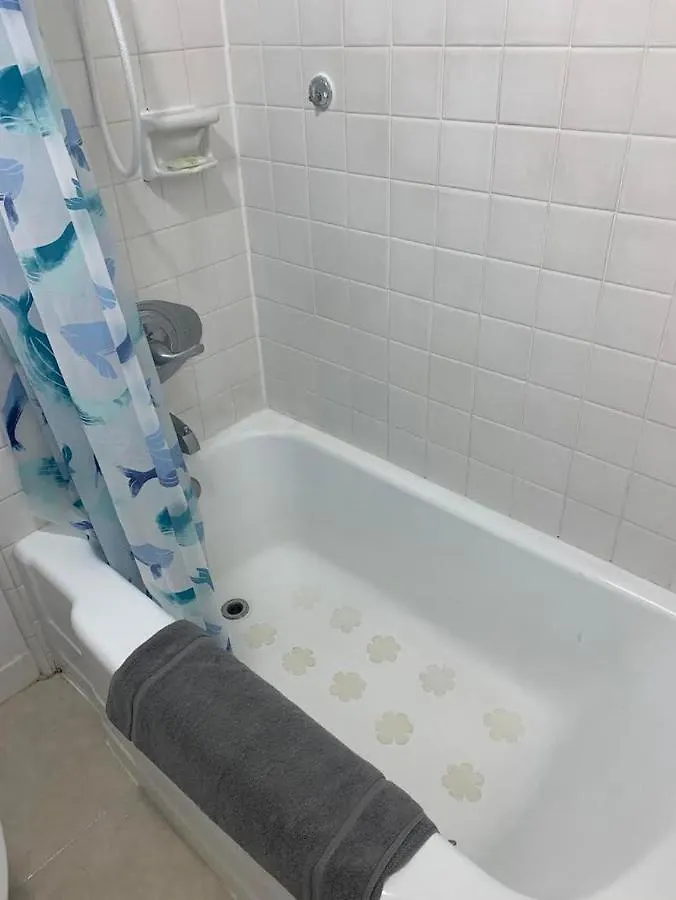Apartment Ocean And Mountain View Condo - Free Reserved Parking Honolulu